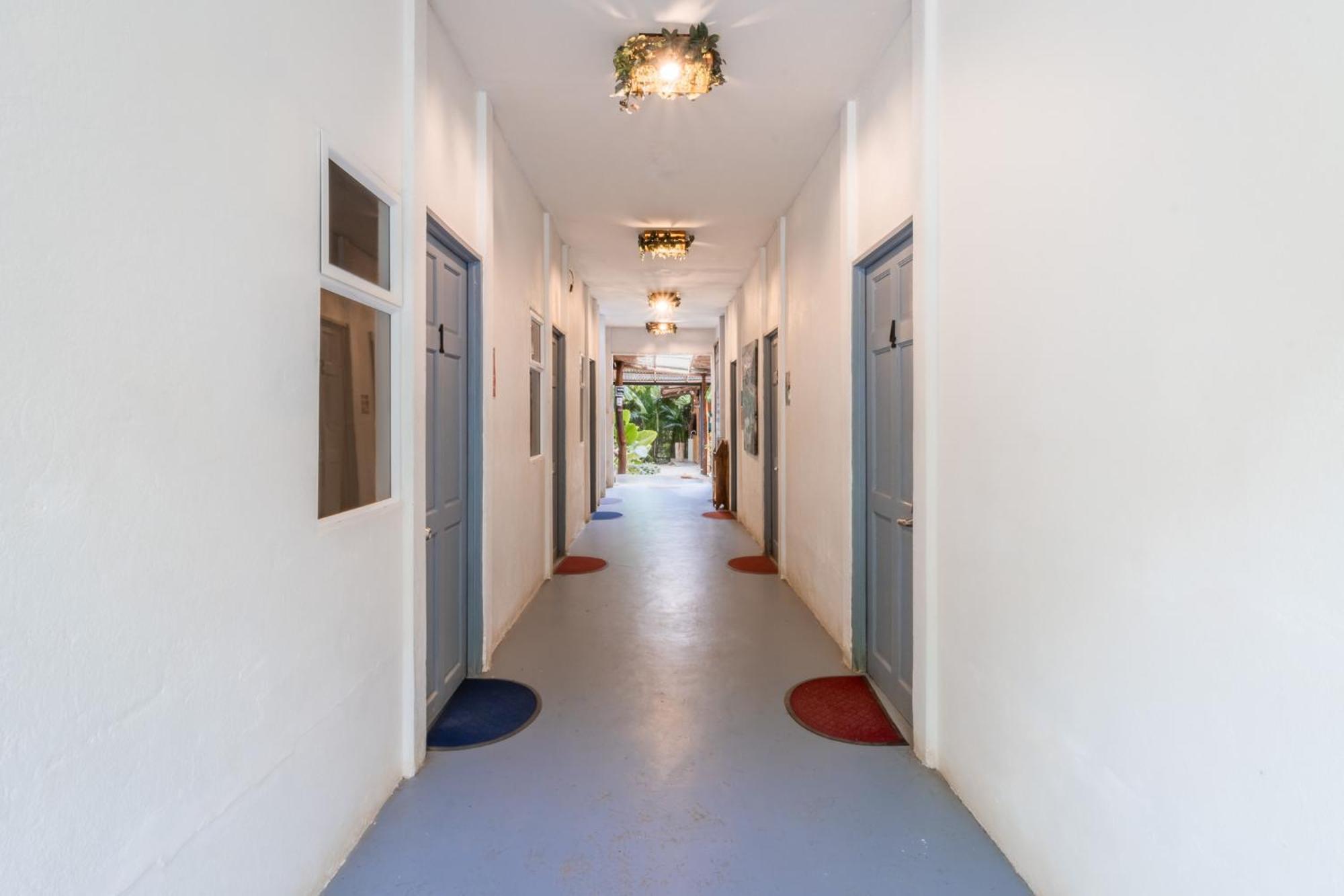 Akih Pods Hostel Playa Santa Teresa  Екстер'єр фото